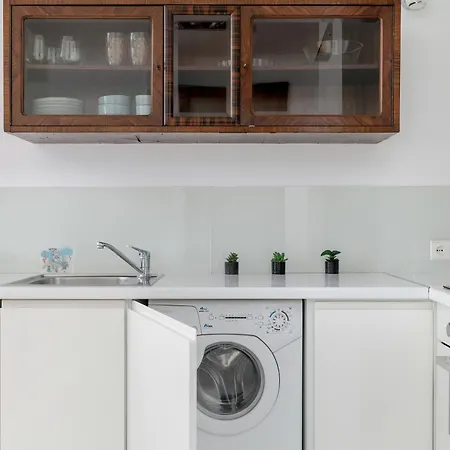 Katowicka Comfy Next To Spodek By Renters *