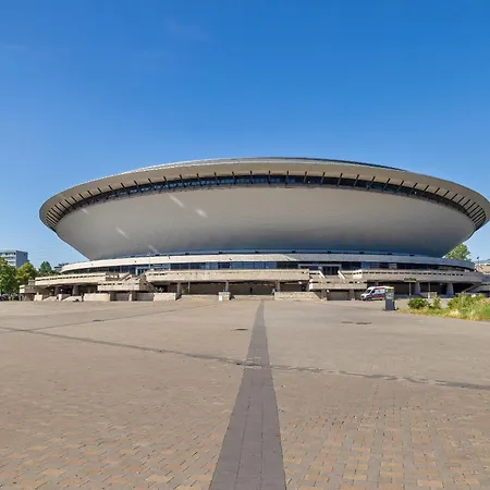 아파트 Katowicka Comfy Next To Spodek By Renters