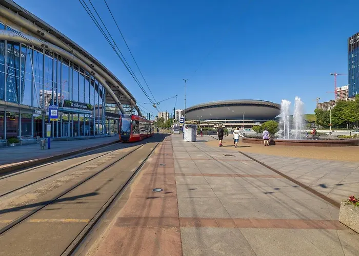 Katowicka Comfy Next To Spodek By Renters *