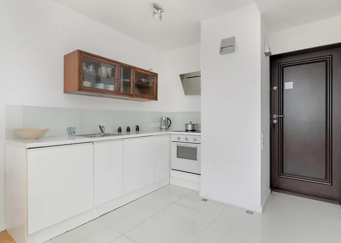 Daire Katowicka Comfy Next To Spodek By Renters *